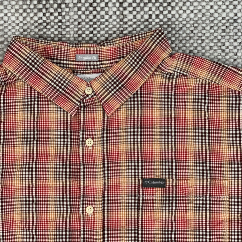 Columbia Button Down Mens XXL Red Plaid Short Sleeve Regular Fit Hiking Shirt